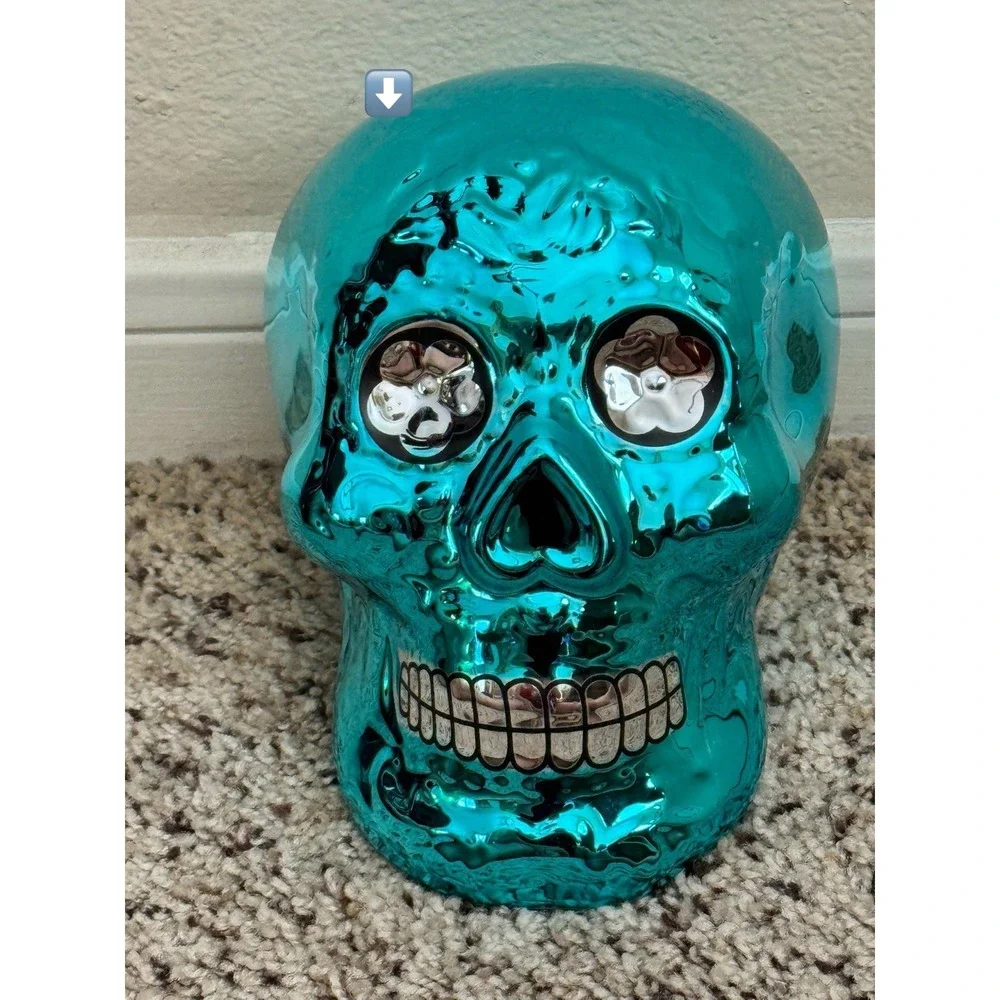 Cocinaware Day‎ Of The Dead Metallic 3D Skull Halloween Decor Blue Full Size